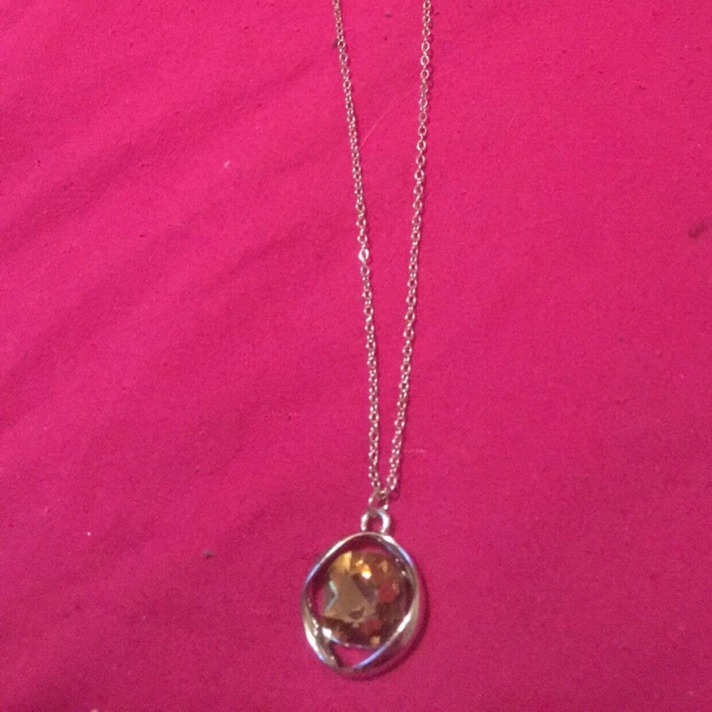 Jewelry - Picture 3 of 8